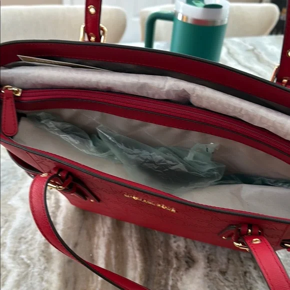 NWT Michael Kors Red Tote Bag - Picture 4 of 7